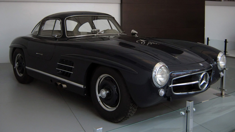 Illustration for article titled A Studebaker 300SL?